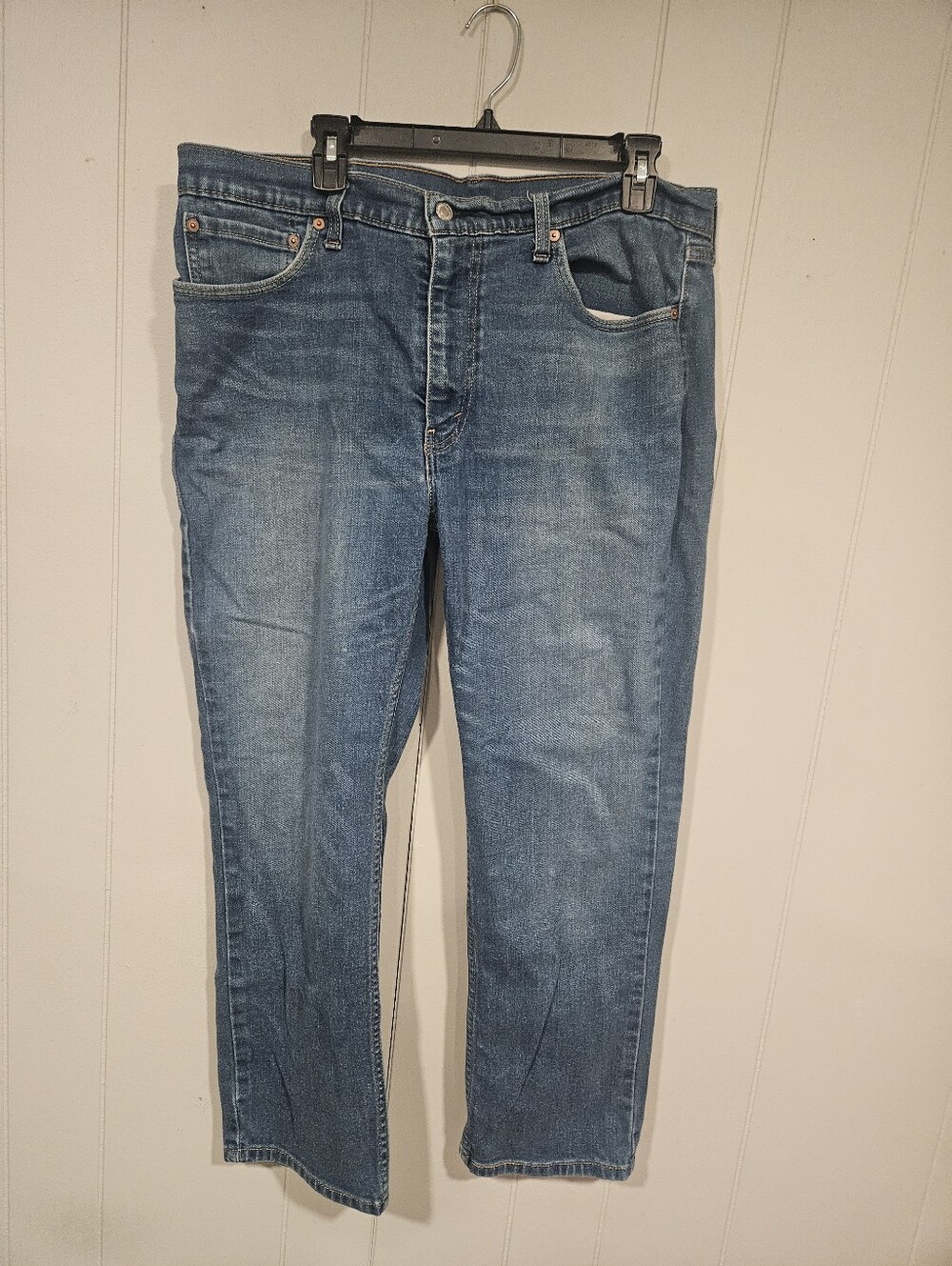 Levi's 514 Men's 38x30 Straight Slim Denim Blue Jeans Medium Wash